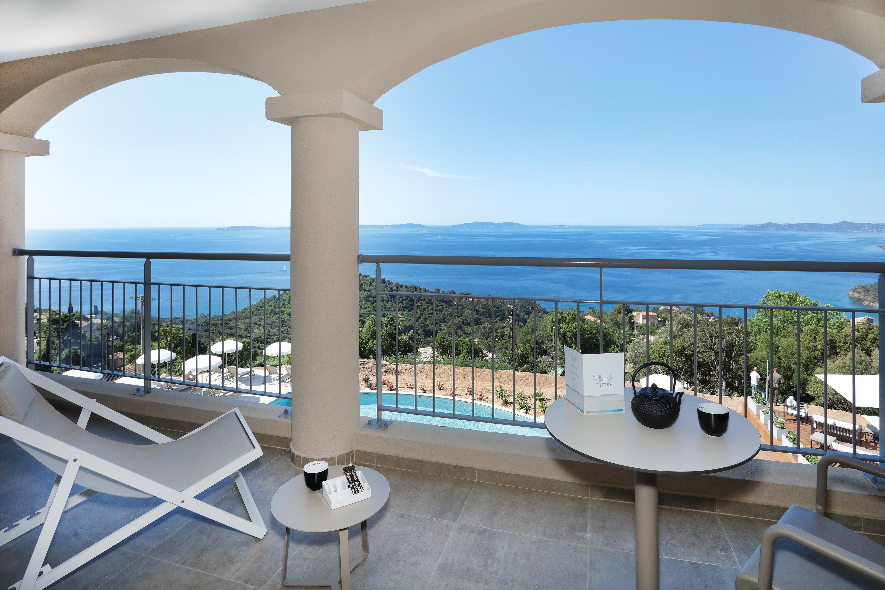 Hotel La Villa Douce Райоль-Канадель-сюр-Мер Экстерьер фото