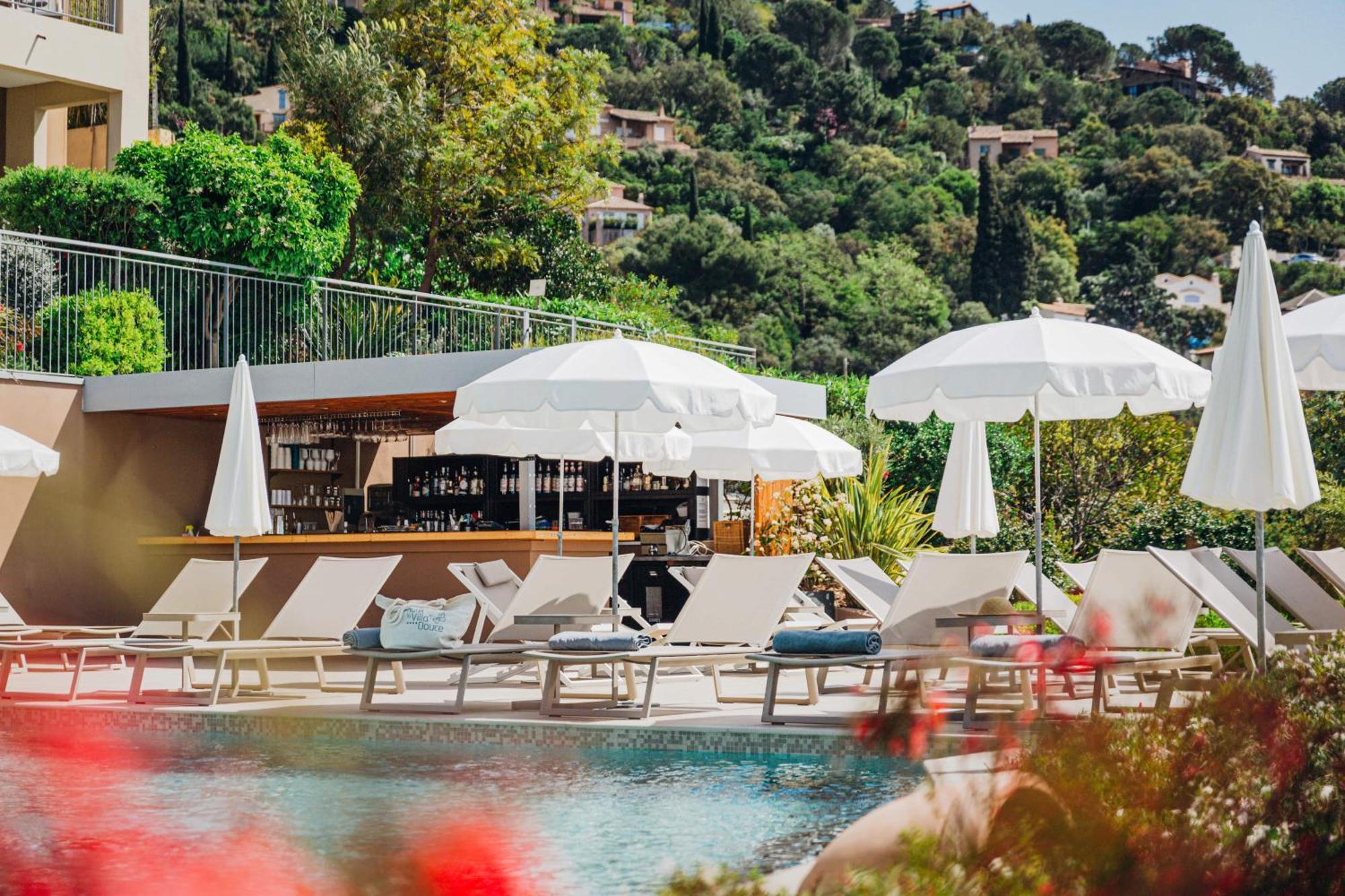Hotel La Villa Douce Райоль-Канадель-сюр-Мер Экстерьер фото